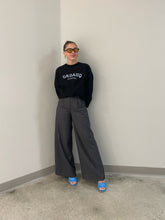 Cargar imagen en el visor de la galería, Champion University Sweatshirt