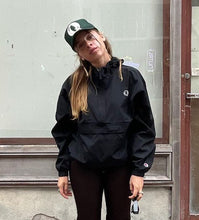 이미지를 갤러리 뷰어에 로드 , Champion x Ordauq Windbreaker
