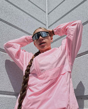 이미지를 갤러리 뷰어에 로드 , Champion x Ordauq Windbreaker
